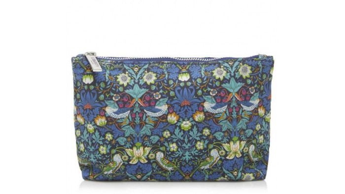 Best toiletry bags 2020