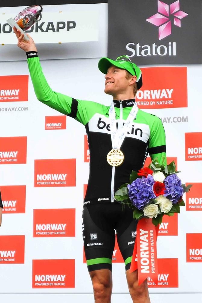 Lars Petter Nordhaug (Belkin) on the podium after his win