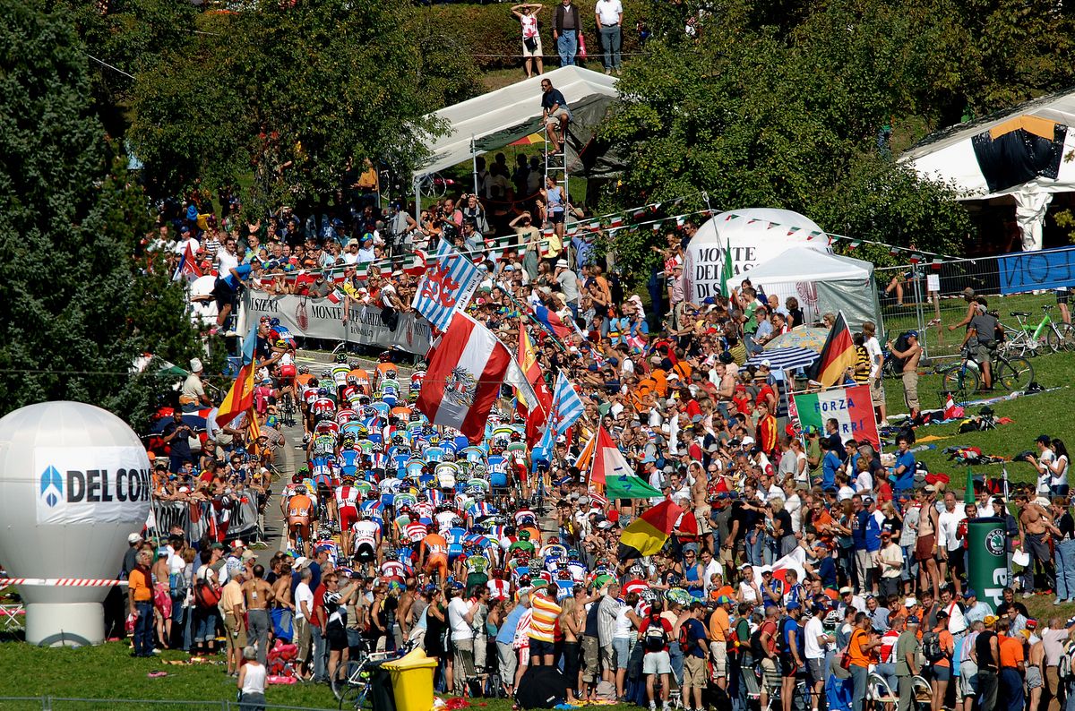 The crowds packed out the Salzburg course when the Worlds last visited Austria in 2006