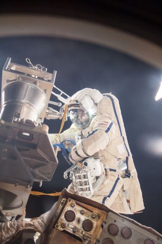 ISS Maintenance spacewalk crew 36
