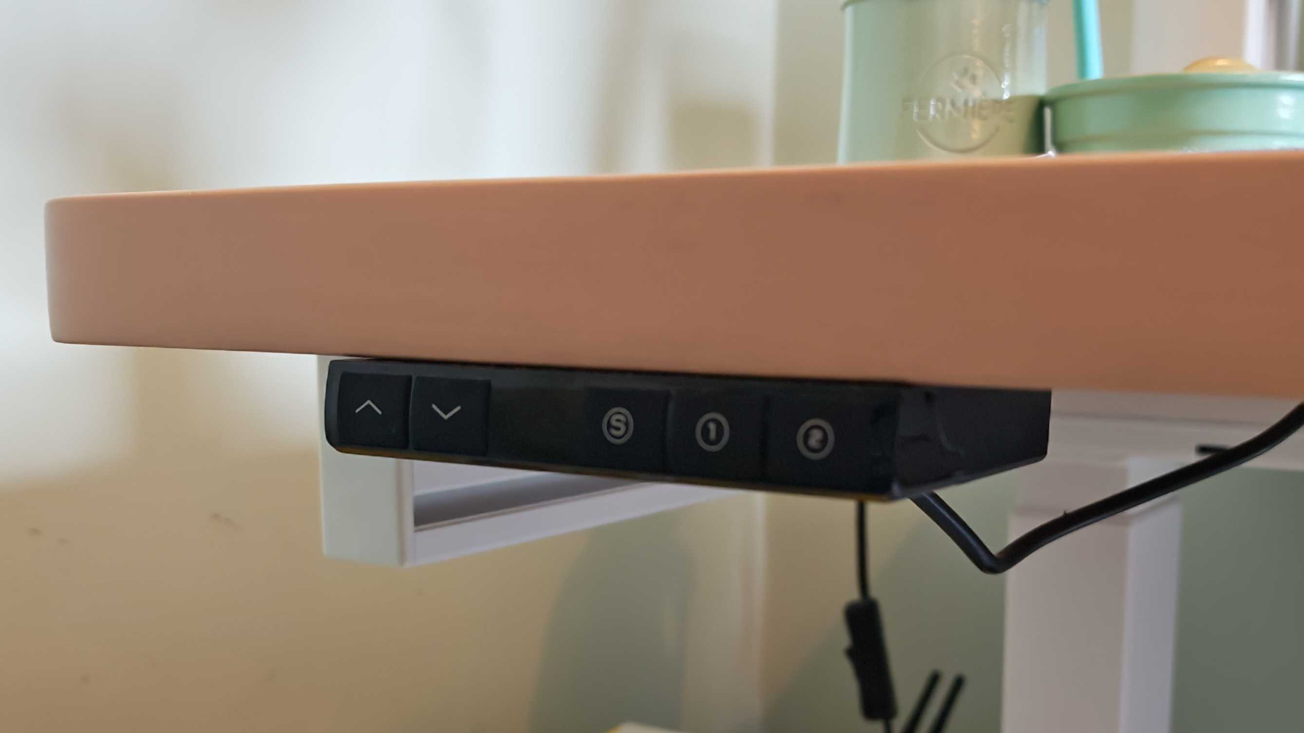 The Corsair Platform:4 Elevate gaming desk.