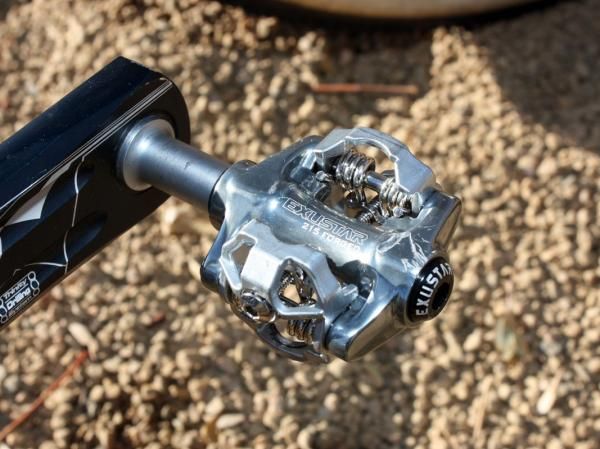 Exustar's E-PM215 pedals use forged aluminum bodies and are claimed to weigh just 143g each.