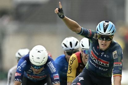 Tim Merlier wins stage 12 of Tour de France 2026