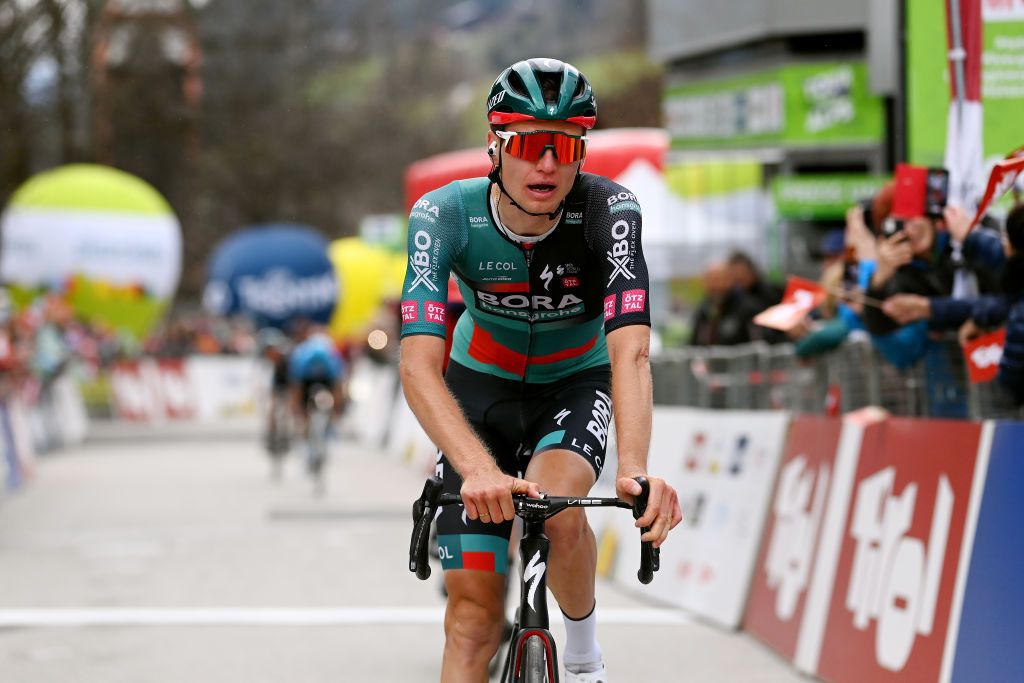 Aleksandr Vlasov withdraws from Tour of the Alps to ride Liège-Bastogne ...
