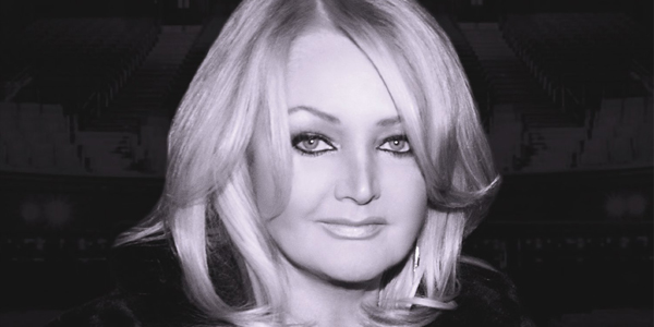 Bonnie Tyler singing total eclipse of the heart