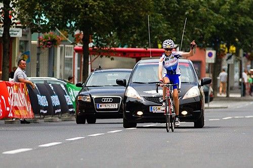 Christiane Soeder (Team SV CML Fincon) celebrates the Austrian national title in Oberwart.