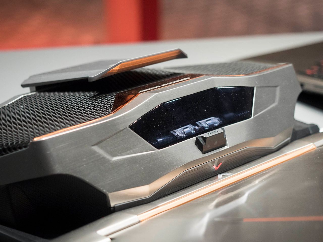 ASUS ROG GX700