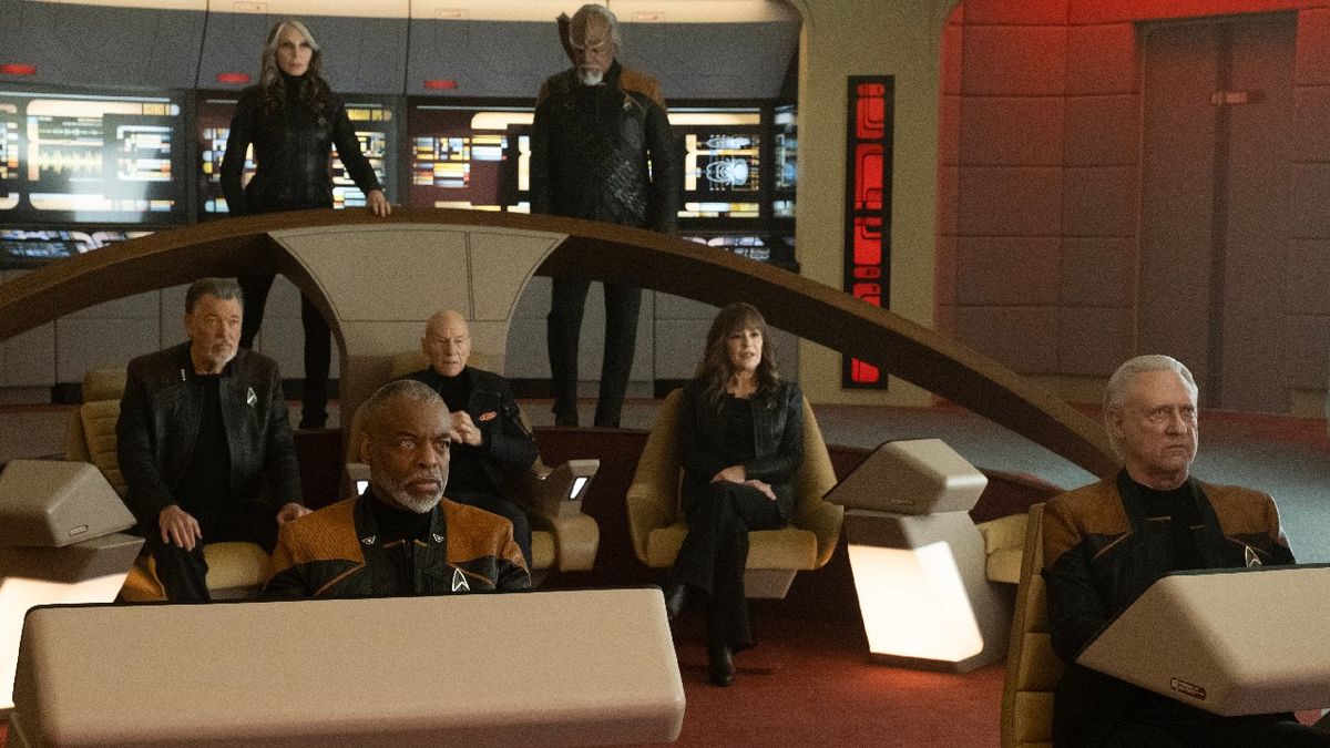 The Enterprise D crew on the bridge