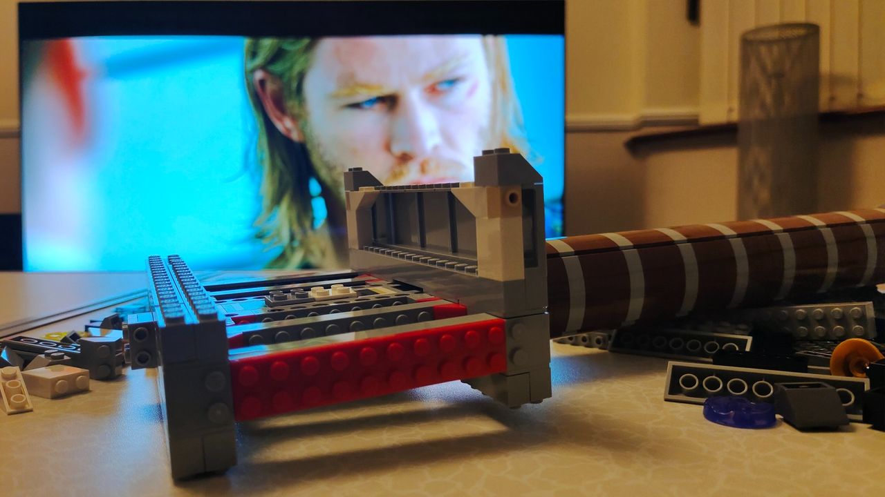 Lego Marvel Thor&rsquo;s Hammer 76209_Build in progress 5
