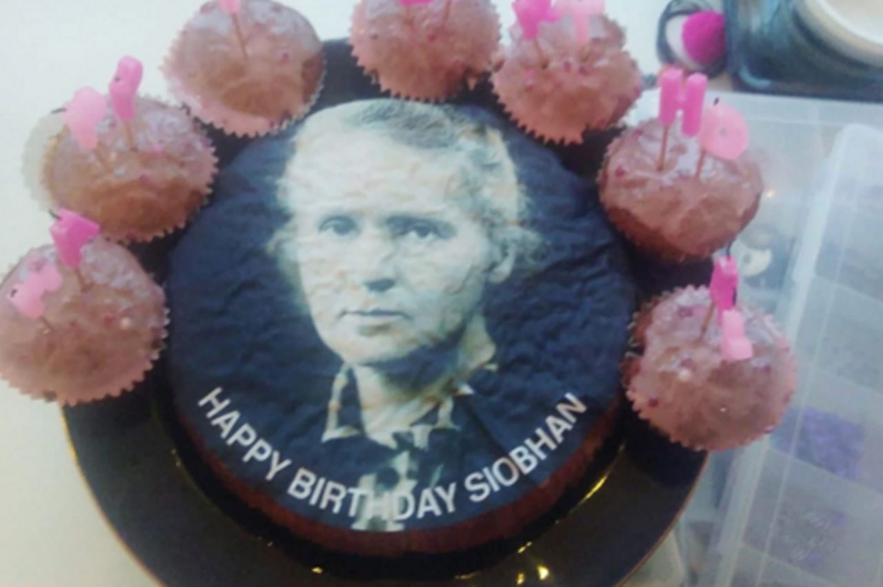 marie_curie_cake_2.jpg