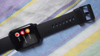 Close-up on the silicone strap of the Realme Watch 2