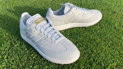 Golf shoes cheap on special