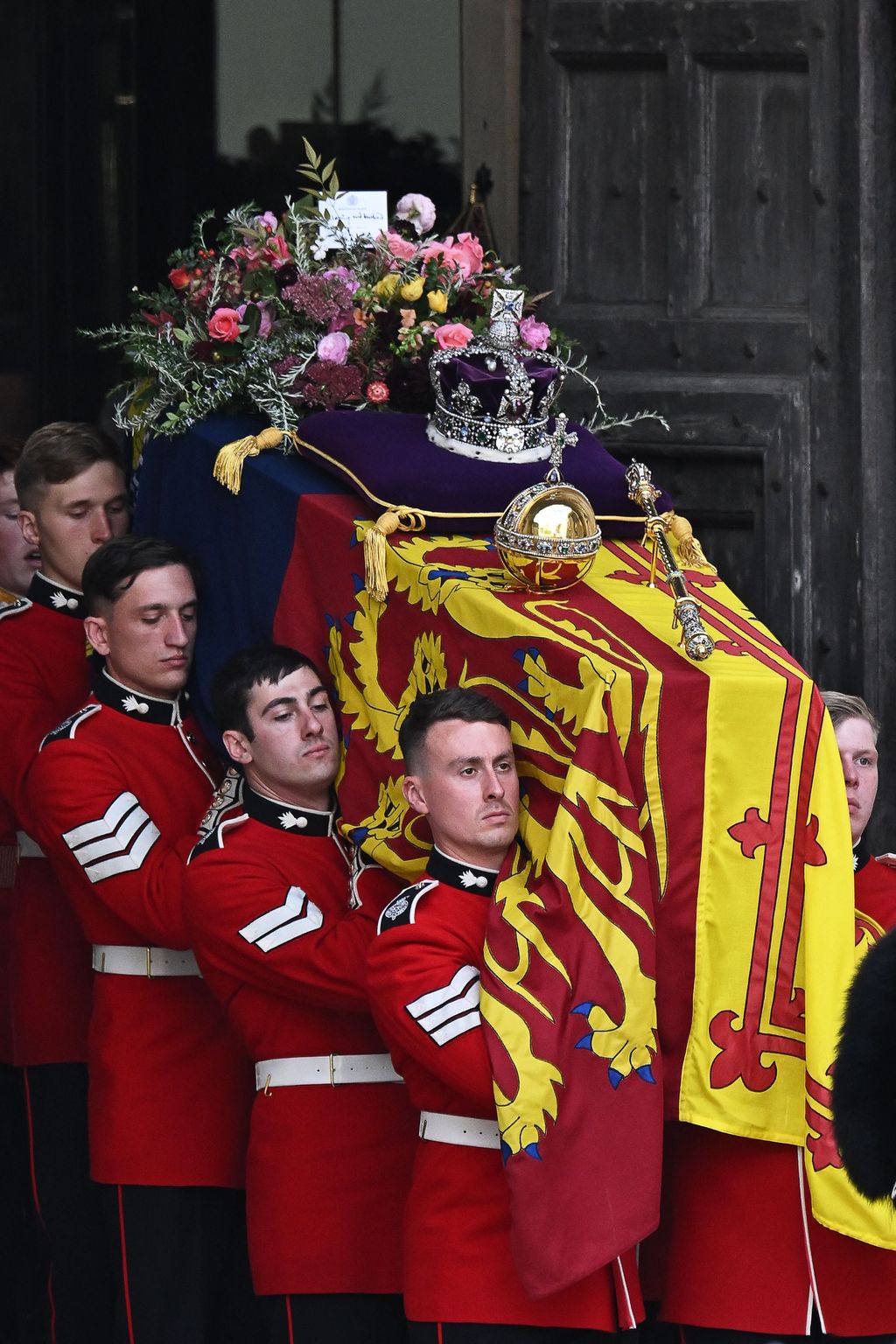 The Flowers on Queen Elizabeth's Casket Featured Myrtle From Her