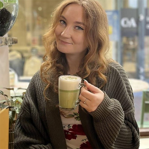 Alix Freckelton's avatar
