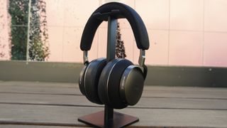 Noble FoKus Apollo on a headphone stand