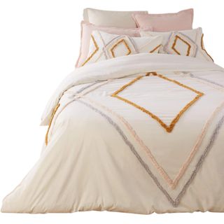 La Redoute duvet cover with multicolored pastel tufted detail