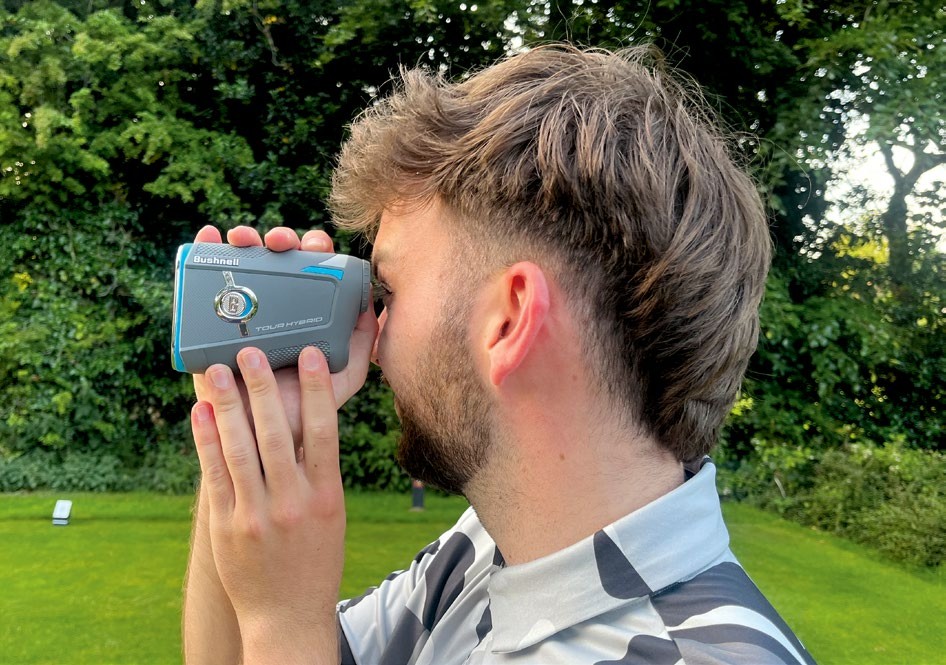 Dan Parker testing the Bushnell Tour Hybrid rangefinder.