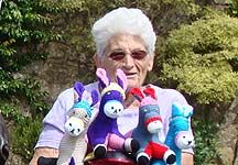 knitted-donkeys-lady.jpg