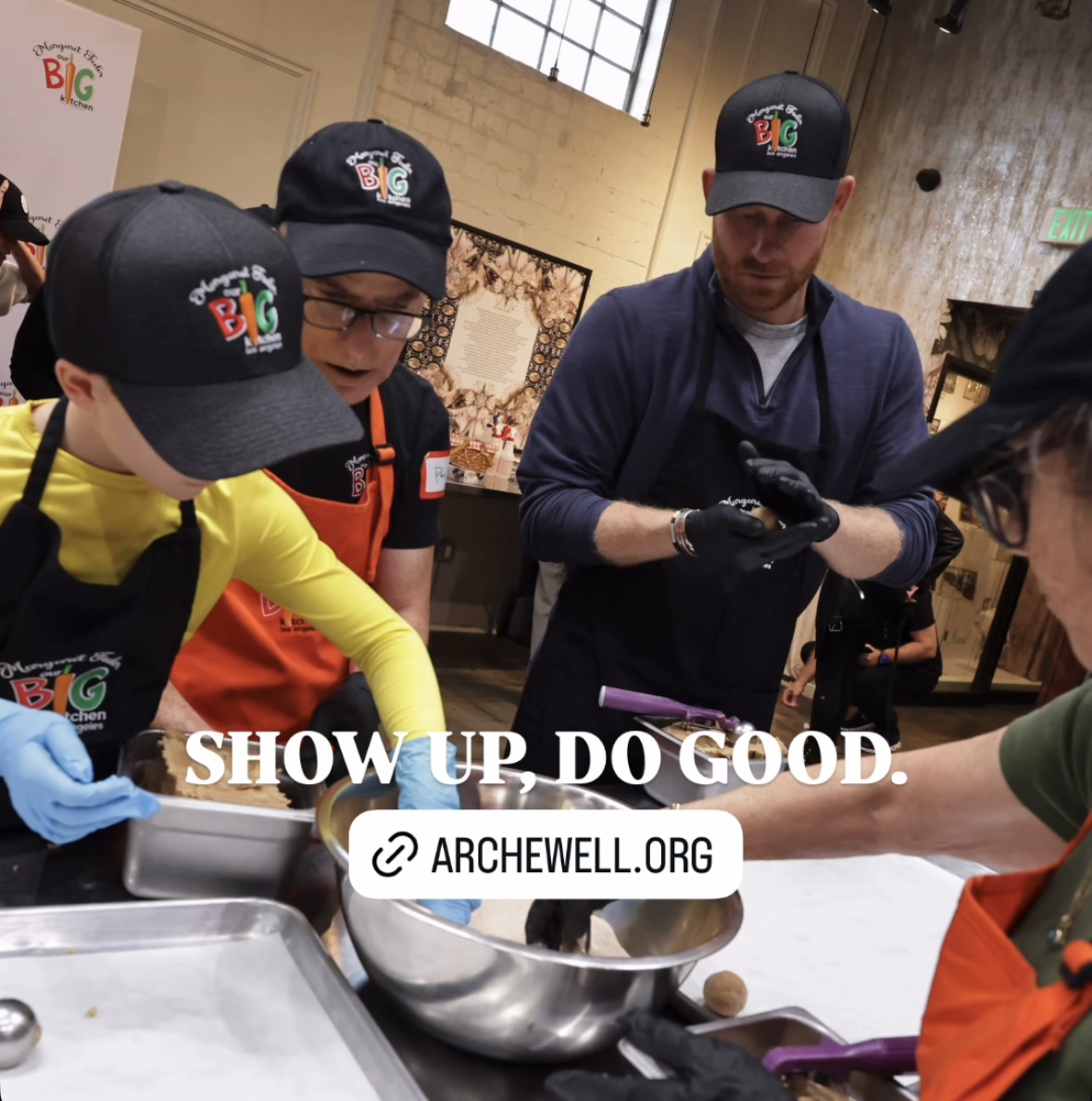 Prince Harry and Prince Archie volunteering