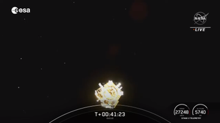 スペースXのロケットから宇宙に浮かぶ金色の宇宙望遠鏡