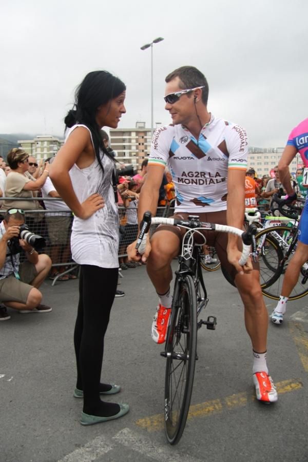 Nicolas Roche (Ag2r) is interviewed at the start