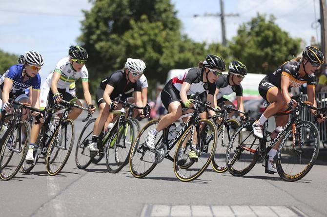 The women's field take a turn at the Williamstown Criterium.