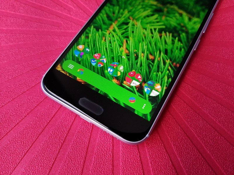Action Launcher is vibrant and swift