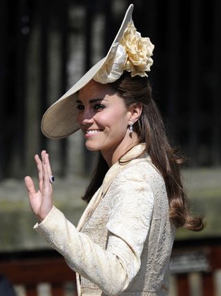 Kate Middleton at Zara Phillips and Mark Tindalls Wedding