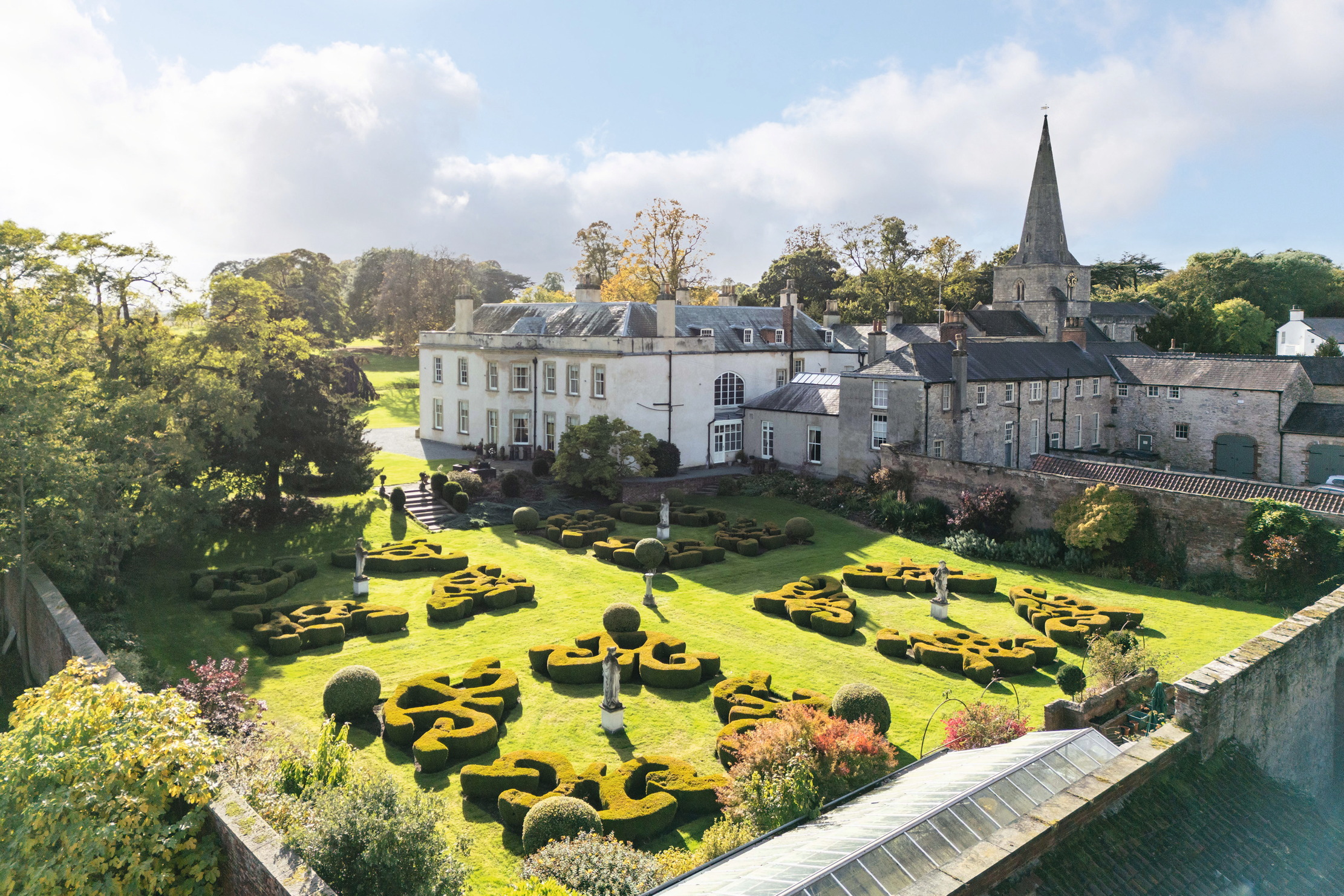 Images of Womersley Park in Yorkshire