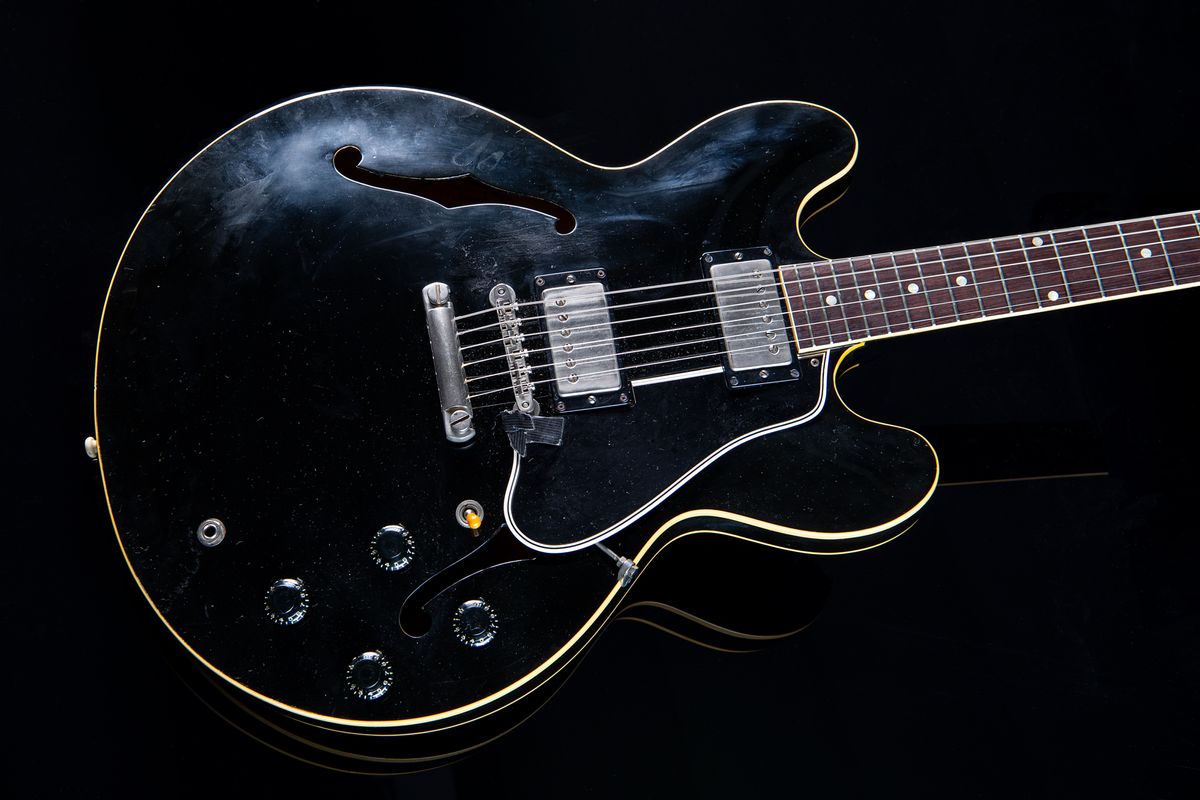 Kirk Hammett's Factory Black 1959 Gibson ES-335