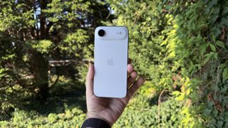 Apple iPhone Air Review