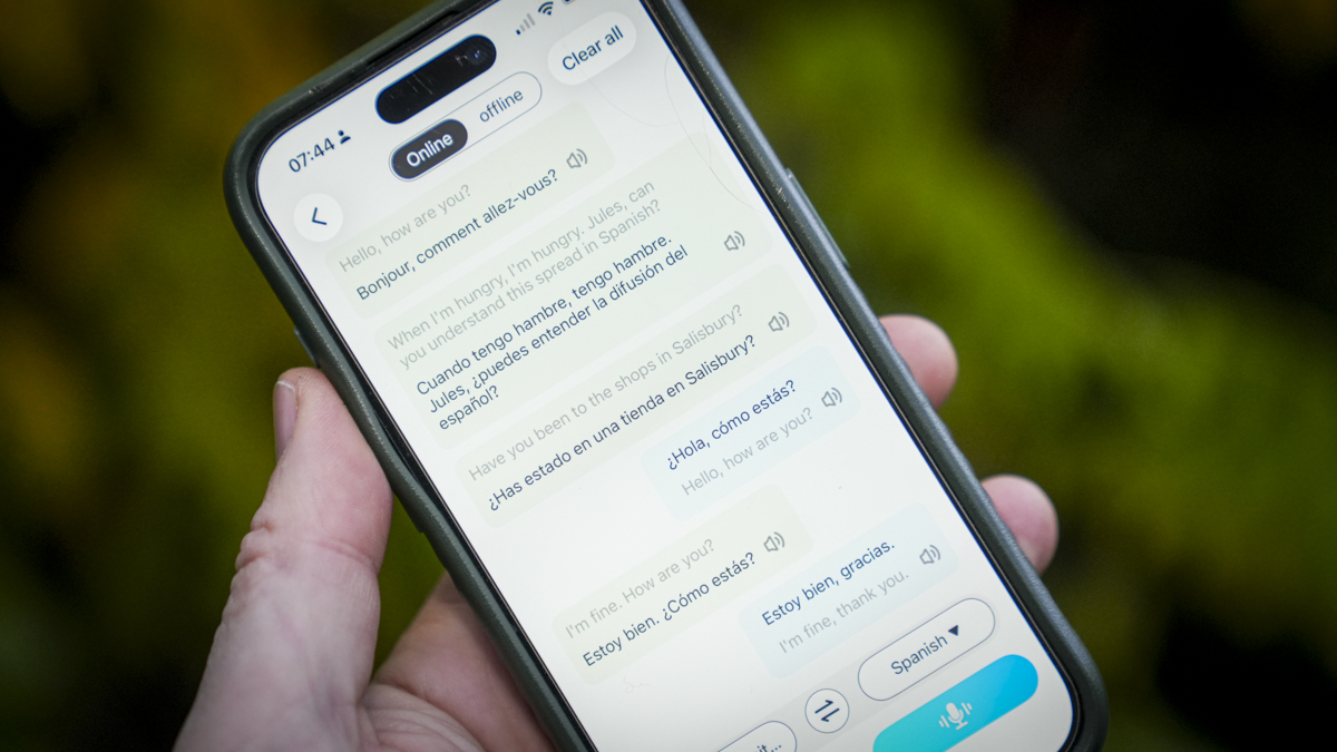InnAIO AI Translator T9