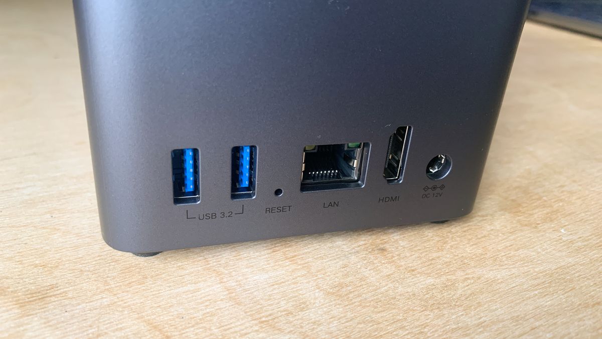 Ugreen NAS DH2300