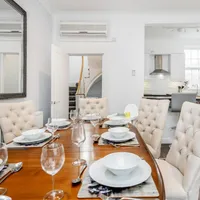 The Sovereign Town House, WindsorDistance: The Sovereign Town House, WindsorDistance: