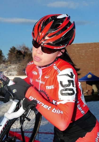 Sarah Huang (Planet Bike) leading the 15-16 race.