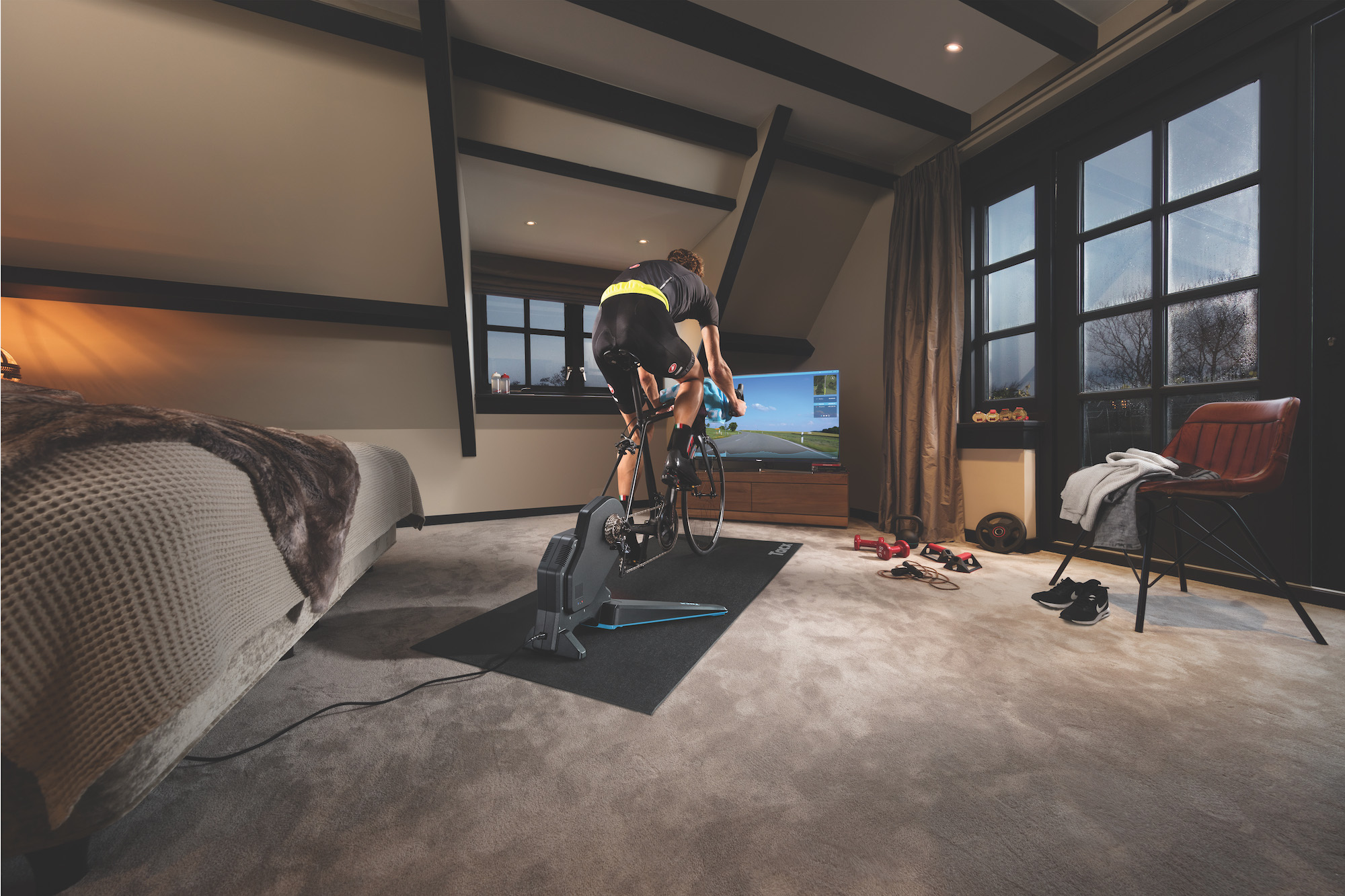 Tacx flux 2 discount smart indoor trainer