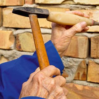 professional repairing brickwork