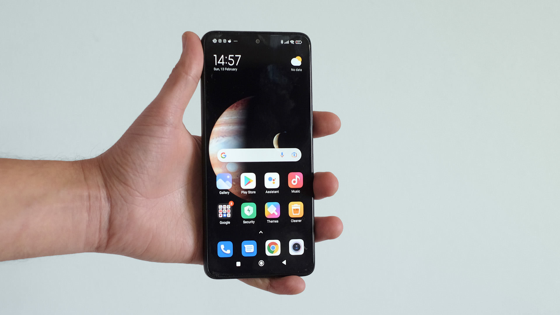 Xiaomi Redmi Note 11 Pro 5G from the front, in someone's hand