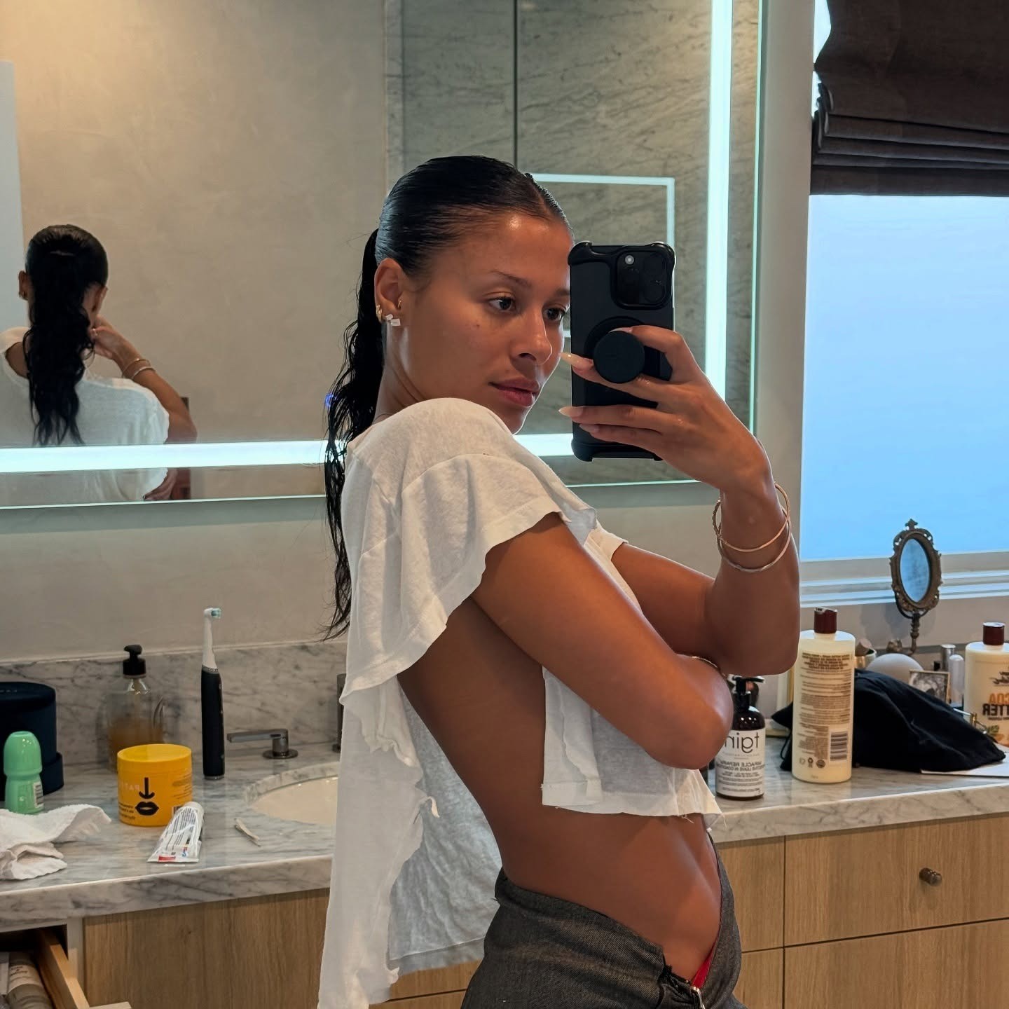 Vacation outfit and beauty ideas for warm weather