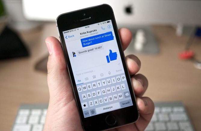 Facebook’s Messenger app, privacy concerns