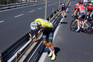 Heinrich Haussler (IAM Cycling) crashed on stage 2