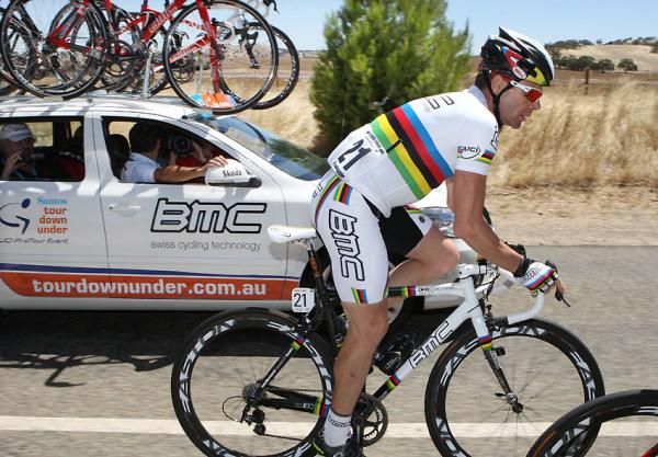 Cadel Evans, back at his BMC team car.