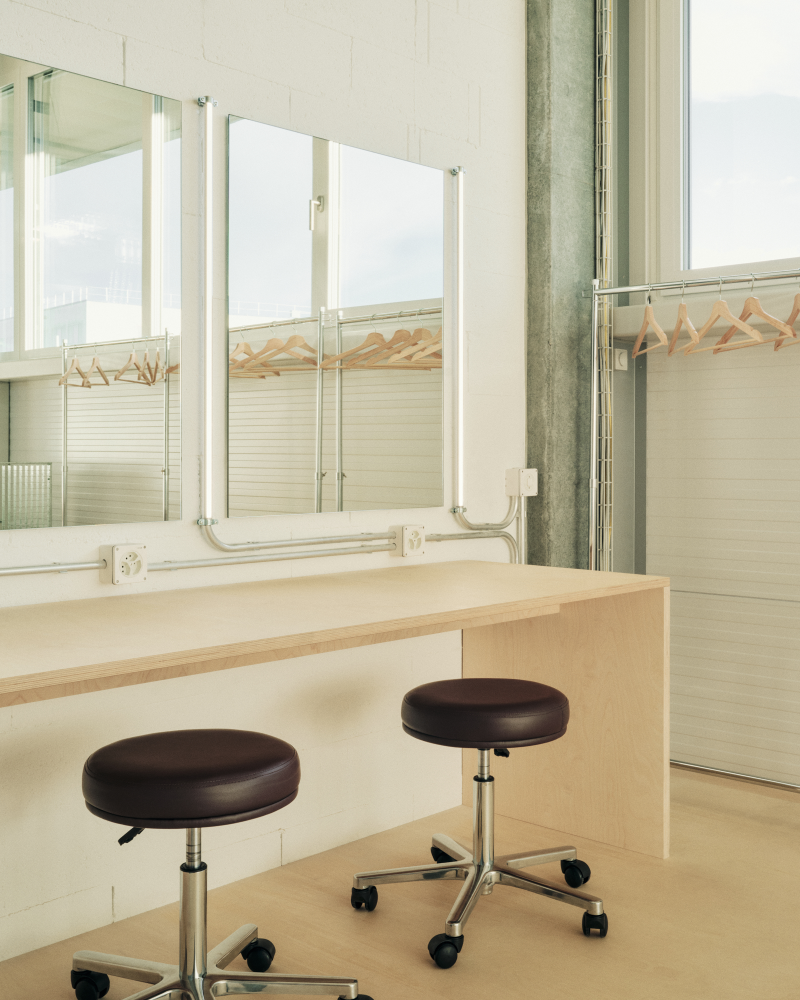 Studio 18%, Geneva, by Sapid Studio