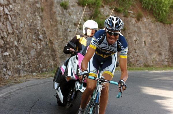Mirko Selvaggi (Vacansoleil-DCM) alone in the lead on the final climb.