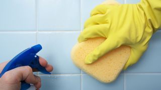 Cleaning bathroom tiles