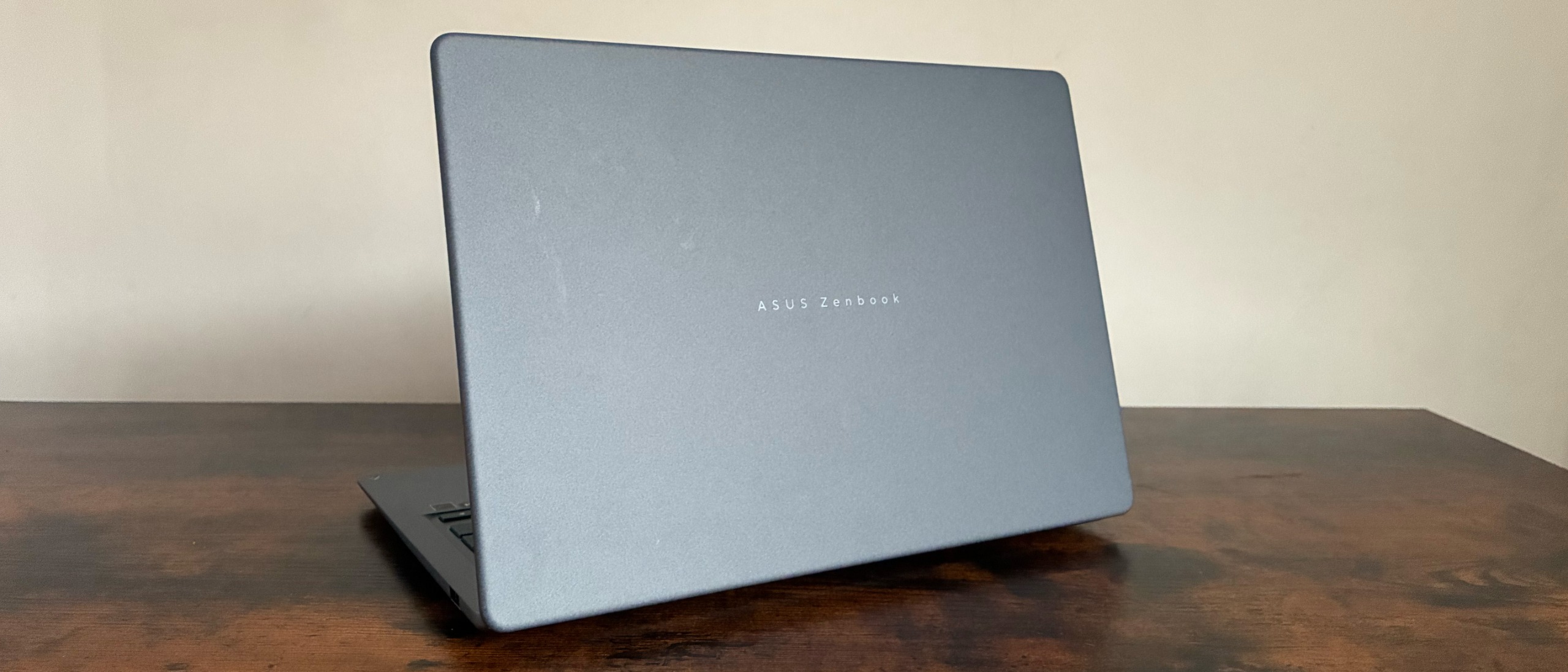 The Asus Zenbook 14 on a desk