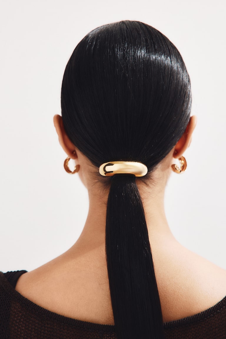 Glossy-Detail Hair Elastic