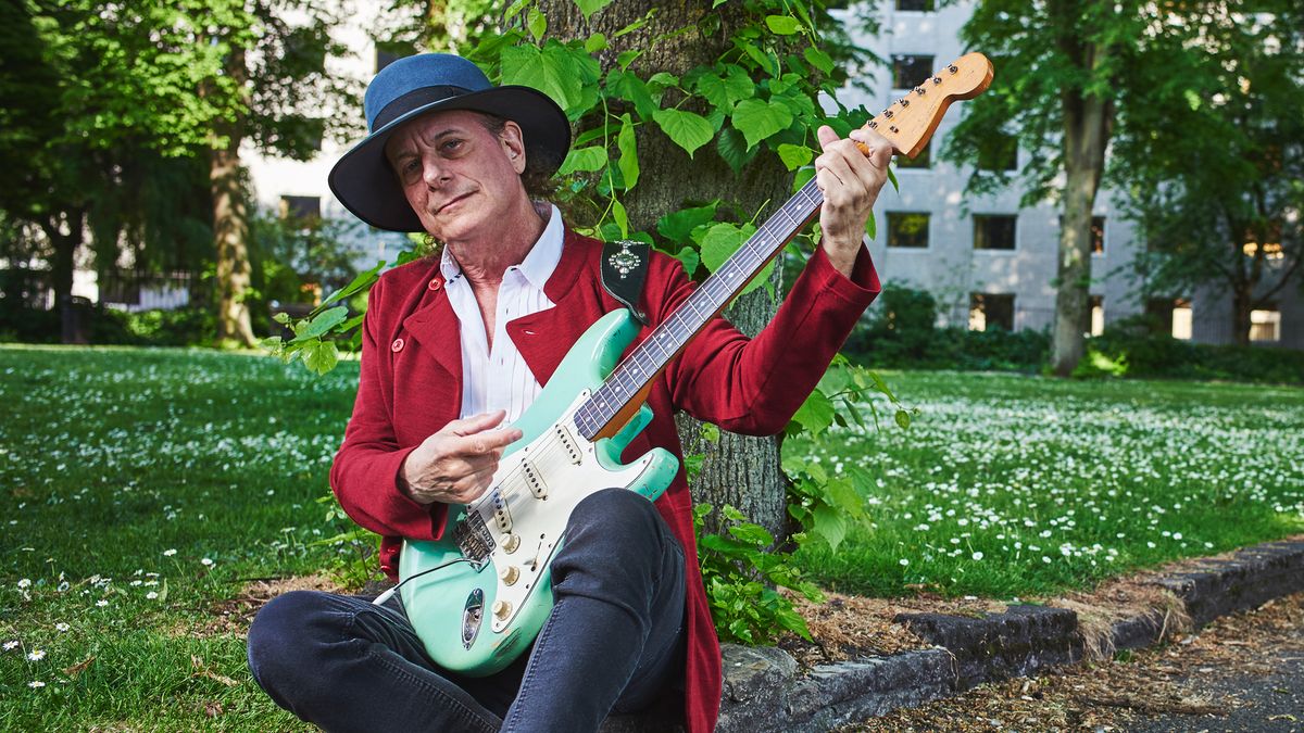 Gary Lucas plays a Fender Stratocaster