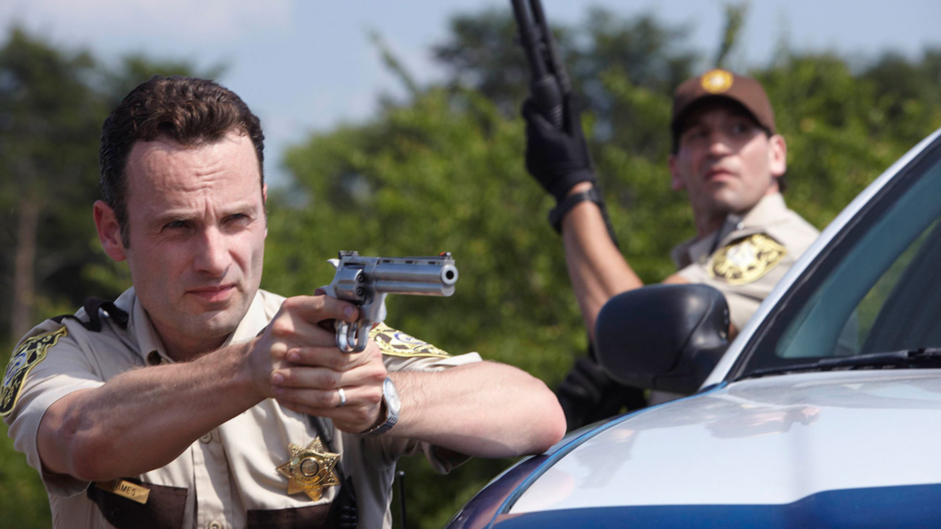 Andrew Lincoln as Rick Grimes in The Walking Dead season 1 episode 1 Days Gone Bye