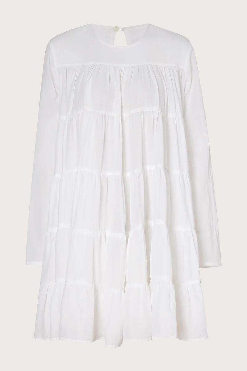 It's Way Too Hot for Jeans—Luckily, My Fave Hamptons-Approved Staple Is Everywhere